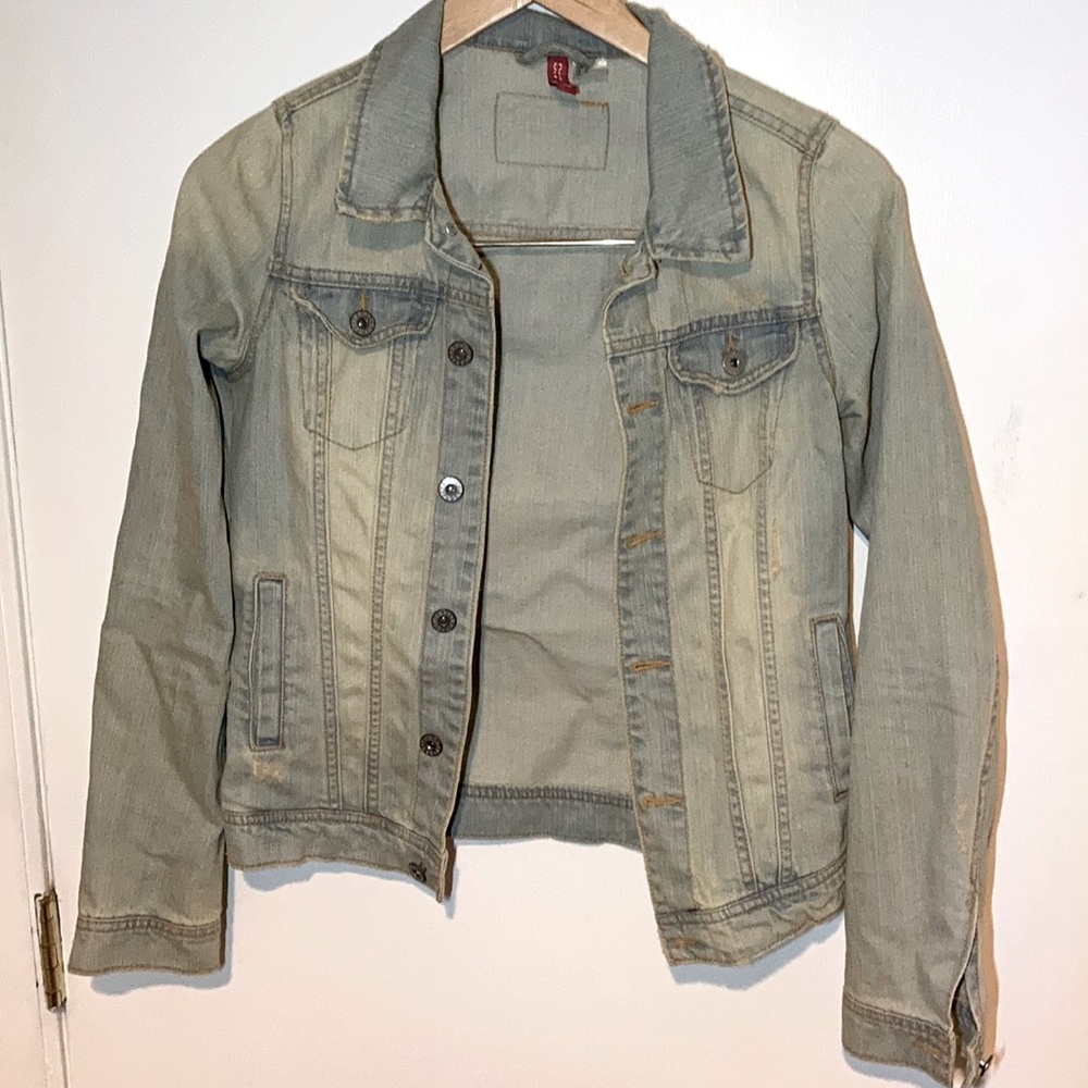 Juniors light denim jacket